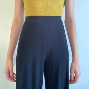 Pretty Little Thing Wide leg pants.